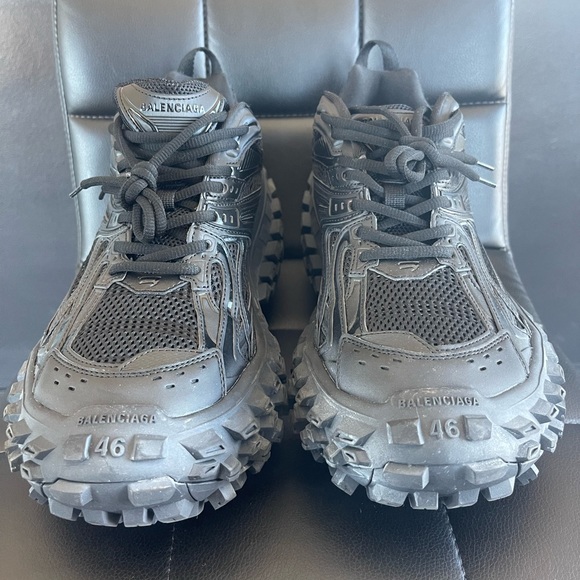 Balenciaga defender - Picture 1 of 7